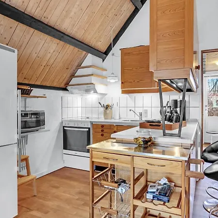 3 Bedroom Awesome In Sydals 別荘