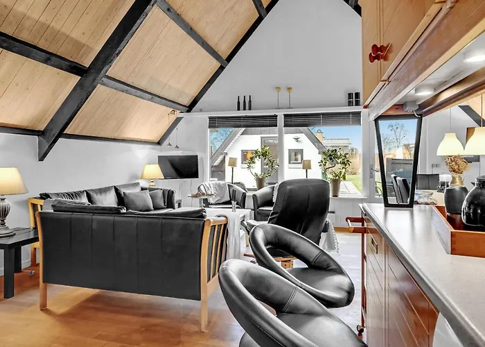 3 Bedroom Awesome In Sydals